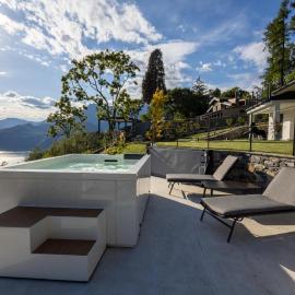 페를레도에 위치한 호텔 Retrait Lake Como Private Design Retreat with Lake View