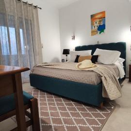 Prikas Apartments, hotel em Céfalo