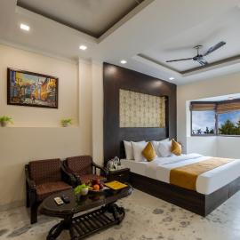 Hotel Dharam Villa By Jai Guru Ji At Sector 11, Noida