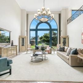 Exclusive Dural Estate - A Grand Luxury Escape