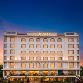Trinity Hotel Banquet & Spa, hotel en Siliguri