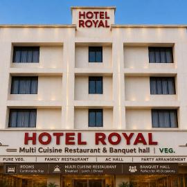 Royal Palace Hotel Surat Velanja, hotel 