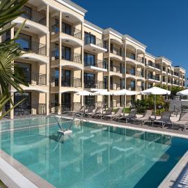Casa dell'ELEGANZA Hotel & Event Hall, Mineral Pools & Private Beach, hotel in Kranevo