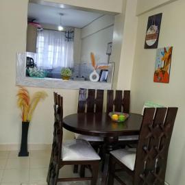 Meru Happy Stays โรงแรมในMeru