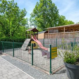 Camping L'imprévu, hotel u gradu Vaulnaveys-le-Bas