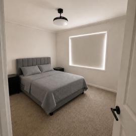Private room near Melbourne Airport & CBD