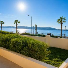 Villa Waterline