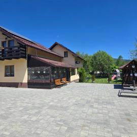 Căsuța GES, hotel a Moieciu de Jos