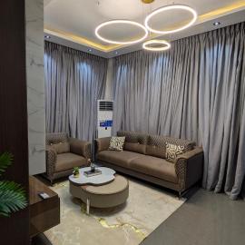 Modern Luxury 3BR Home 15 mins to Ikeja, khách sạn ở Iseri
