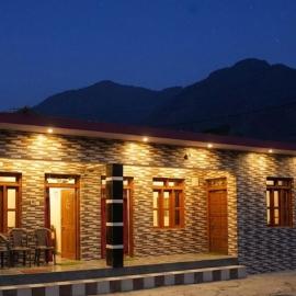 Rudranath Home Stay, хотел в Gopeshwar