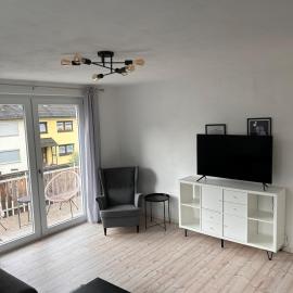 Ruhiges City-Apartment mit Balkon, hotell i Selb