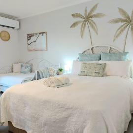 Coastal Sands 1br 1bth AC unit 138 Garden view، فندق في Eimeo