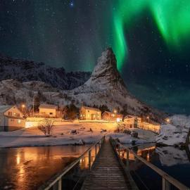 Northern lights apartment Lofoten, Reine, готель у місті Москенесей
