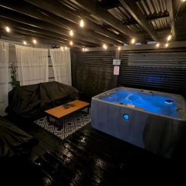 Welcome to Miami! JACUZZI SLEEPS 11