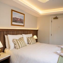 Experience Dingle at Main Street - Room 1