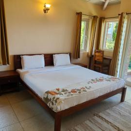 Azalea, Hotel in Jajal