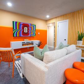 Quiet 2BR Apt - 8mim to KU & Mass Street