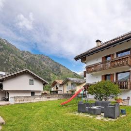 Casa Morsich, hotel u gradu 'Predazzo'
