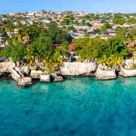 Sun Reef Village on Sea