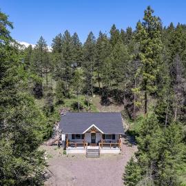 Cozy Cabin w Private Hot Tub and Fire Pit, hotel sa Somers