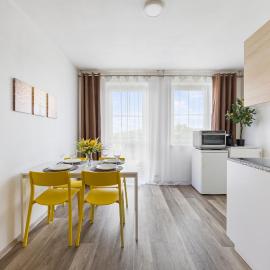 Apartmánky Valtice - Rooms & Whole House, 2-17 guests、ヴァルチツェのホテル
