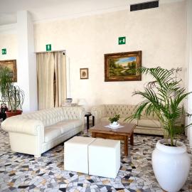 Hotel Cristallo - Chianciano Terme, viešbutis mieste Chianciano Terme