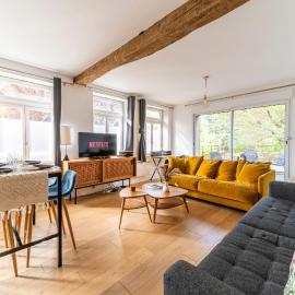 La Terrasse - Parking - Gare - Wifi - Netflix: Tourcoing şehrinde bir otel