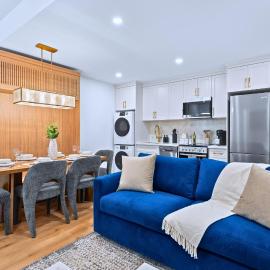 Casa Hotels Gerrard Riverdale Group Stay Patio