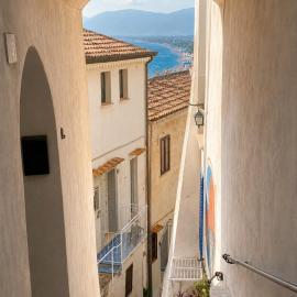 Domus Valeria - Suite Boutique Centro Storico Murales Odissea, ξενοδοχείο σε Sperlonga