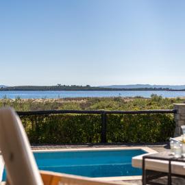 Villa Malvina, hotel in Neos Marmaras