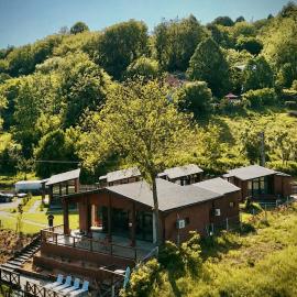 Salt Cabins, hotel en Ocniţa