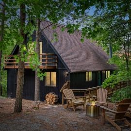 271 Picard Court: Chalet Malm