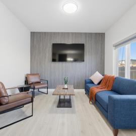 Cochrane Summit Cozy Retreat 3 Bedrooms Full House, Hotel in Cochrane
