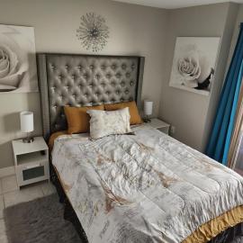 KC Rich Services Room Suites, Hotel in Kendale Lakes