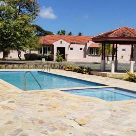 Tobago Plantations - Home away from home, khách sạn ở Lowlands