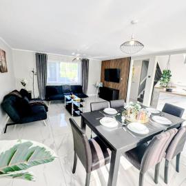 Home, but Better - Up to 11 Guests - Family & Contractor Stay, hótel í Ormesby
