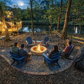 Mystic River Cottage In The Coosawattee Resort, ξενοδοχείο σε Ellijay