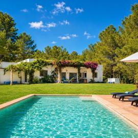 Can Llum, hotel in Sant Llorenç de Balafia