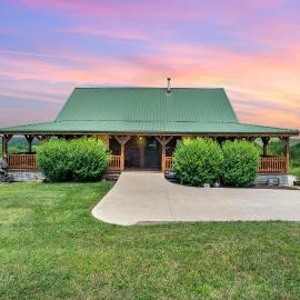 Majestic Oaks Resort, Hotel in Williamstown