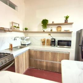 Villa Familiar en Galapagos، فندق في بويرتو أيورا