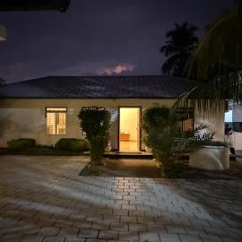 Triple A Gardens, Hotel in Kollam