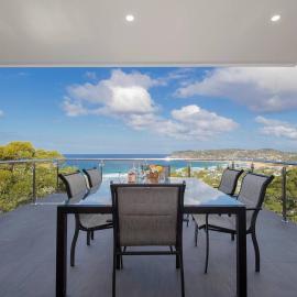 Avoca Infinity - Expansive Haven with Ocean Panorama, hotel u gradu 'Terrigal'