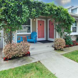 Charming Beach Bungalow, hotell i Seal Beach