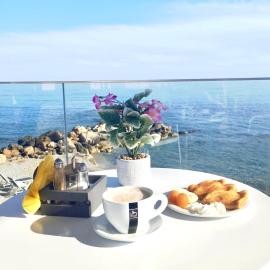 Nautica Hotel Apartments, hotel v mestu Stavromenos