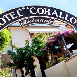 Hotel Corallo, hotel di Pomonte