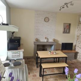 Agréable petite maison, hotel u gradu 'Le Magny'