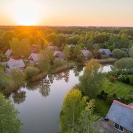 Villapark de Weerribben, hotel in Paasloo