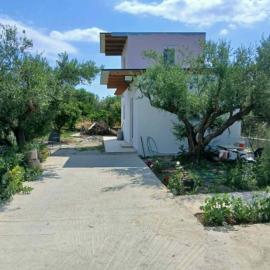 Villa Ouranía, Gortyna, hotel a Vayioniá
