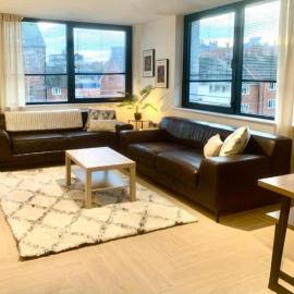 Spacious 3BR City Centre Apartment Free Parking, hotel in Liverpool