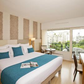 Residhome Courbevoie La Défense, hotel i Courbevoie
